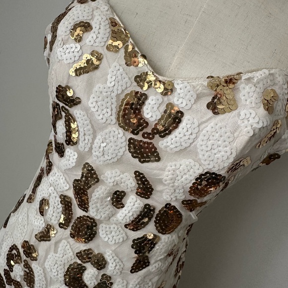 Vintage White & Gold Sequin Strapless Ruffle Hem Dress-xs - Picture 2 of 4